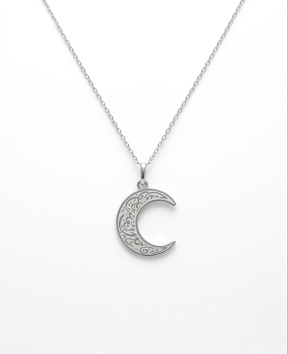 Collier croissant ( إِن مع العسرِ يسرا)