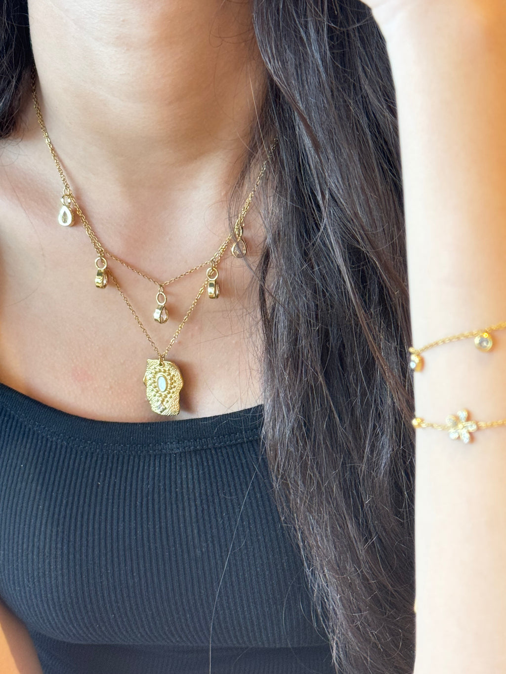 Collier Médaille Amulette Nacre