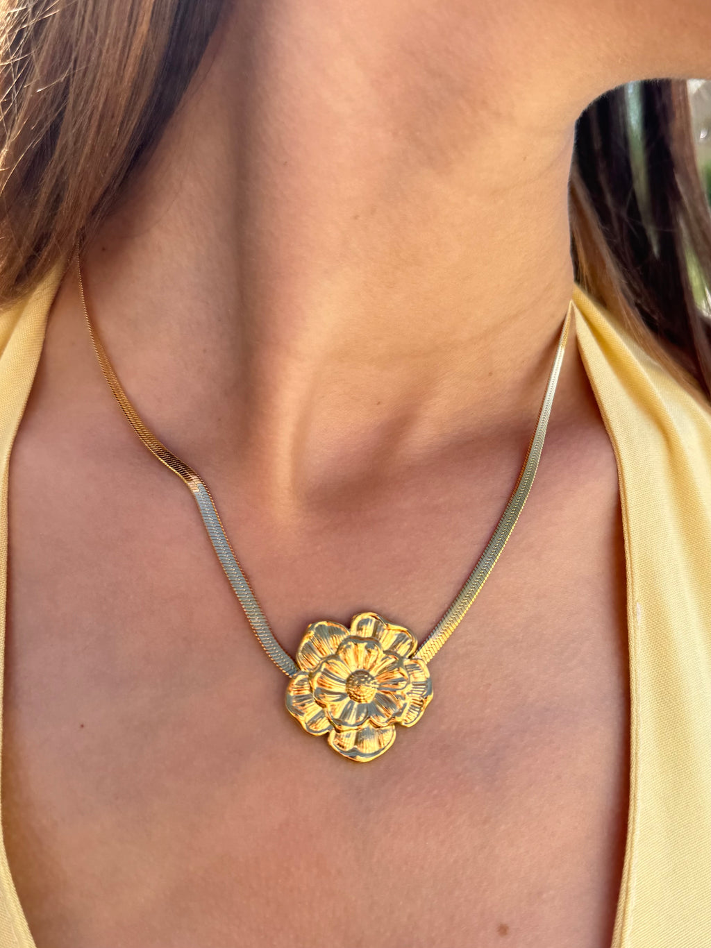 Collier Fleur Sculptée