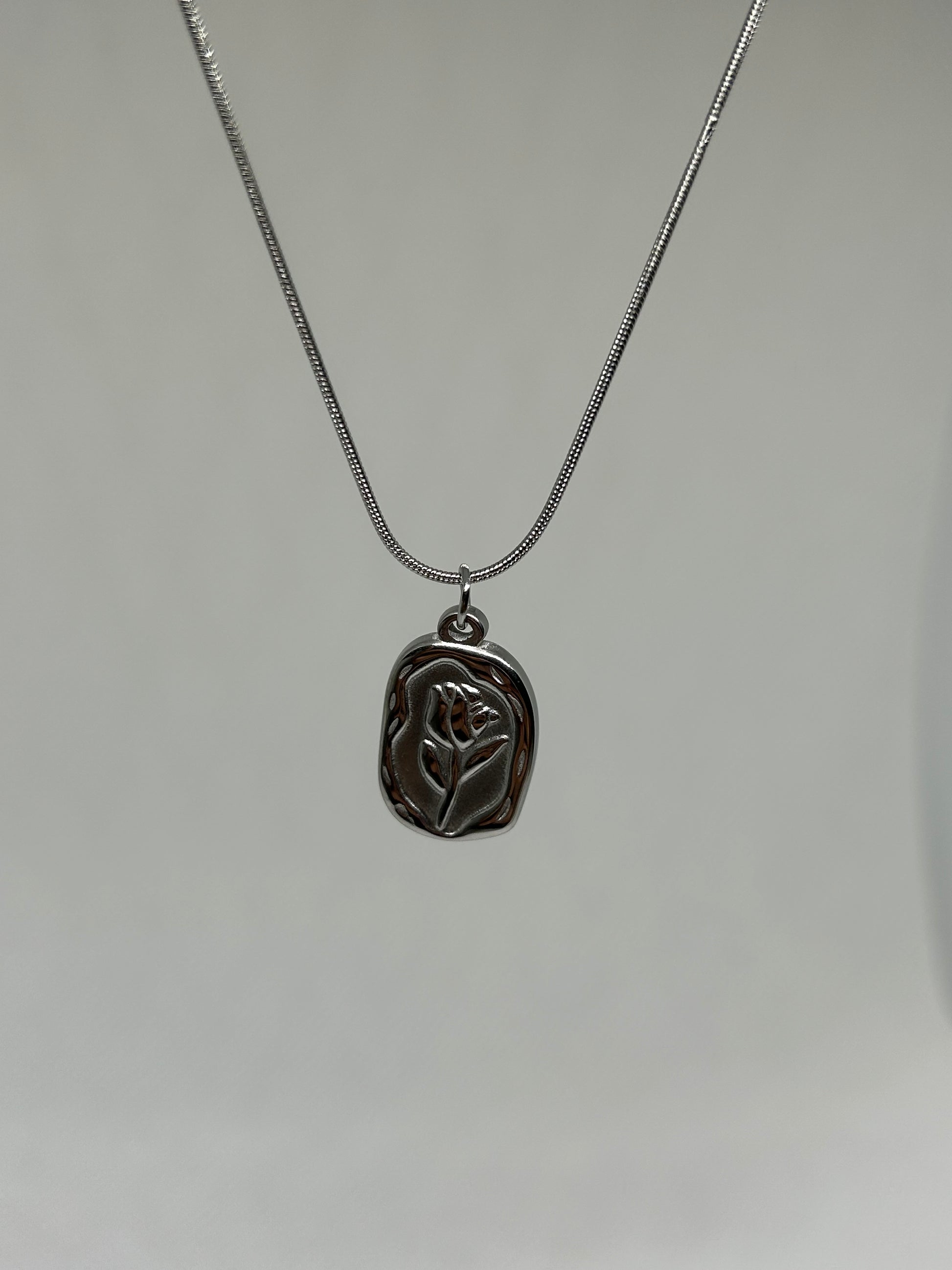 Collier bloom