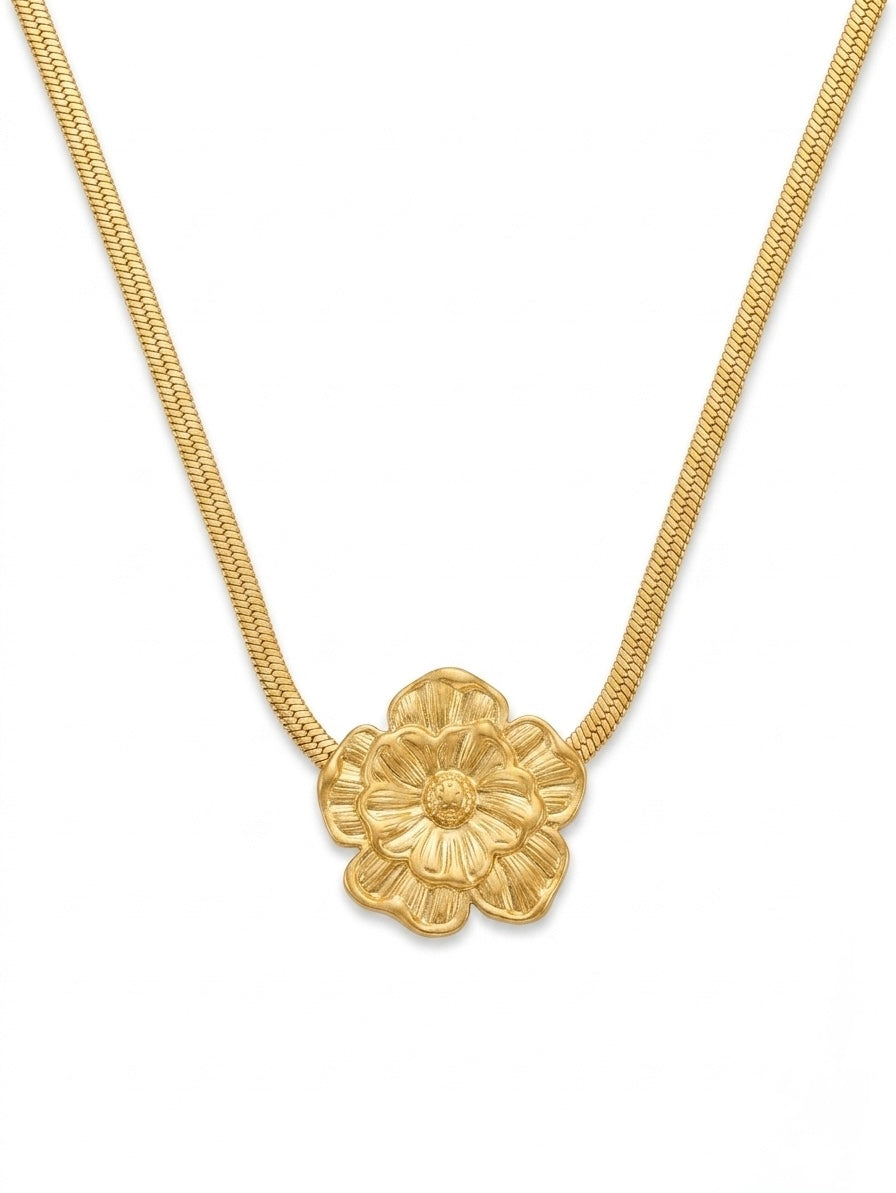 Collier Fleur Sculptée