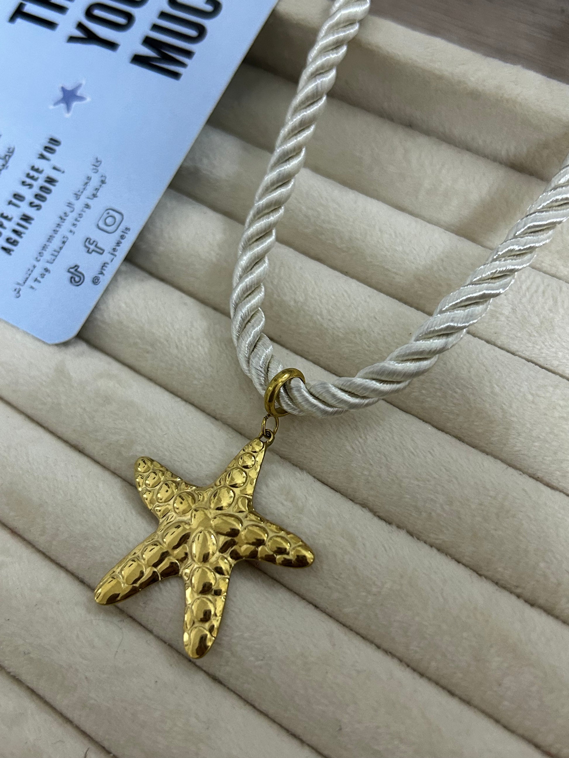 collier HORIZON