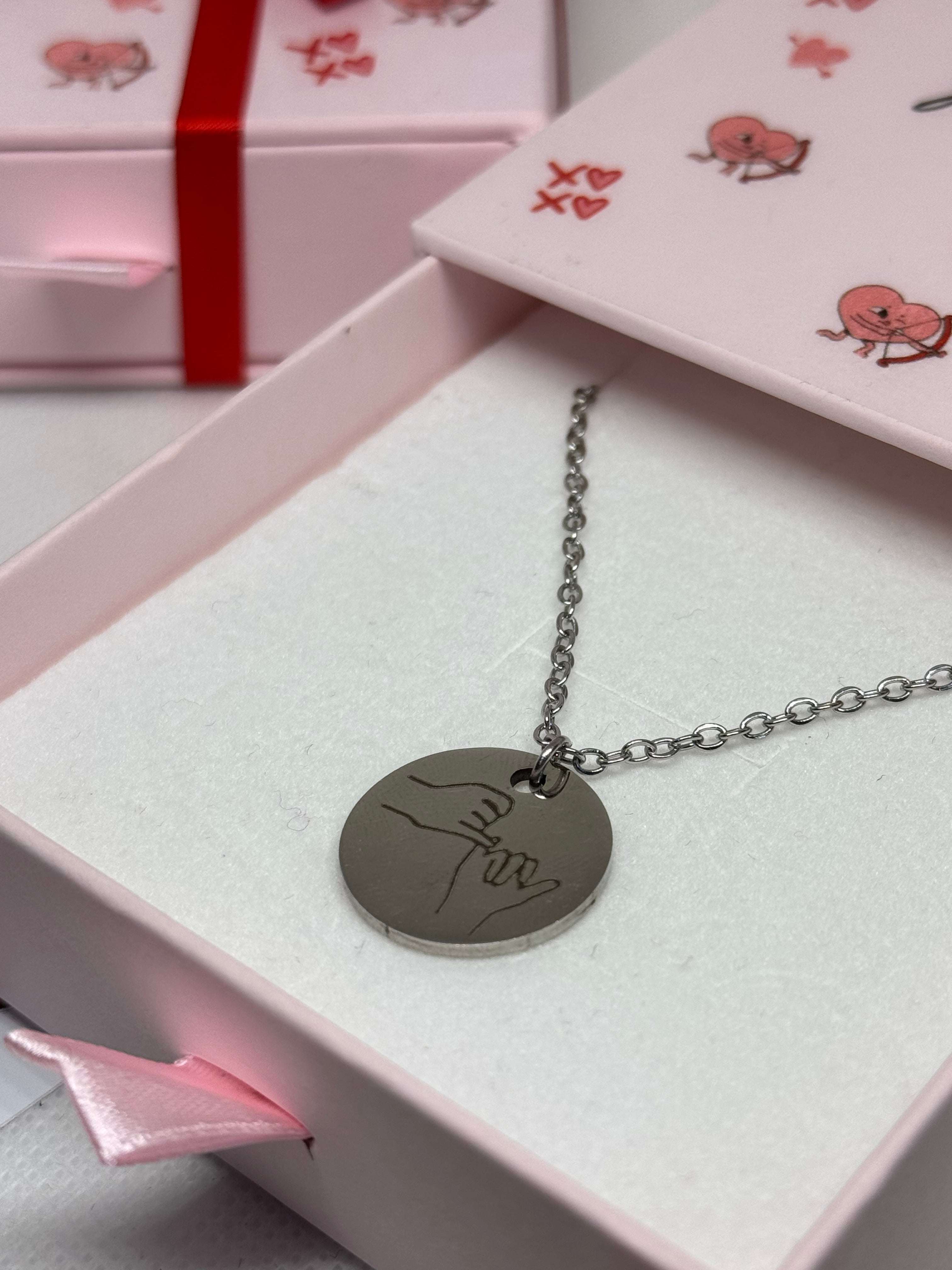 Collier One Love