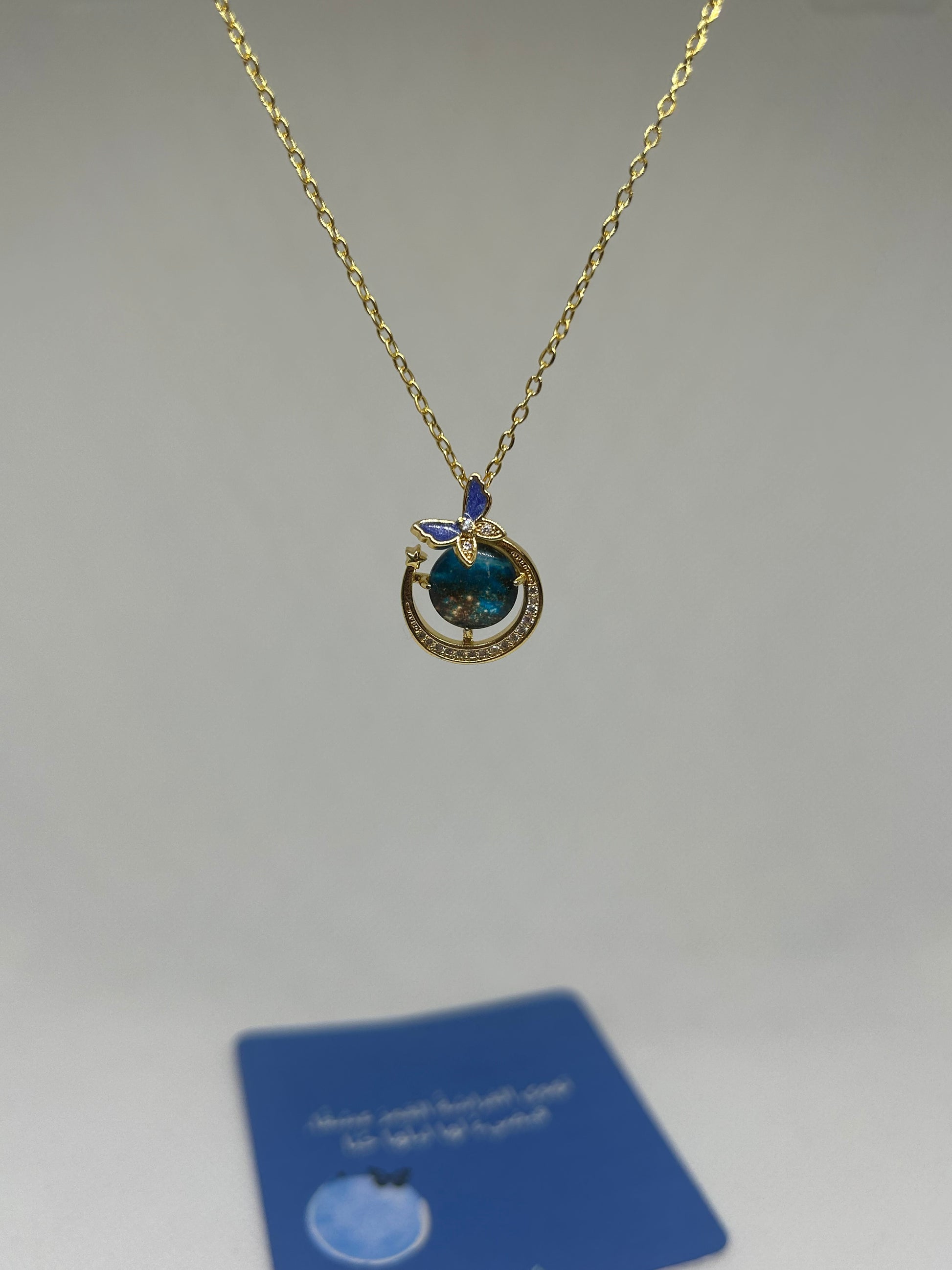 Collier lune & papillon