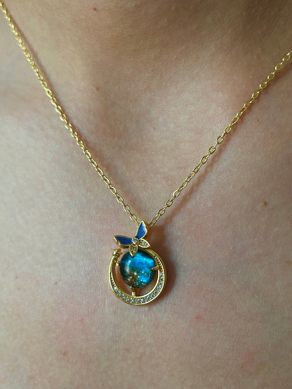 Collier lune & papillon