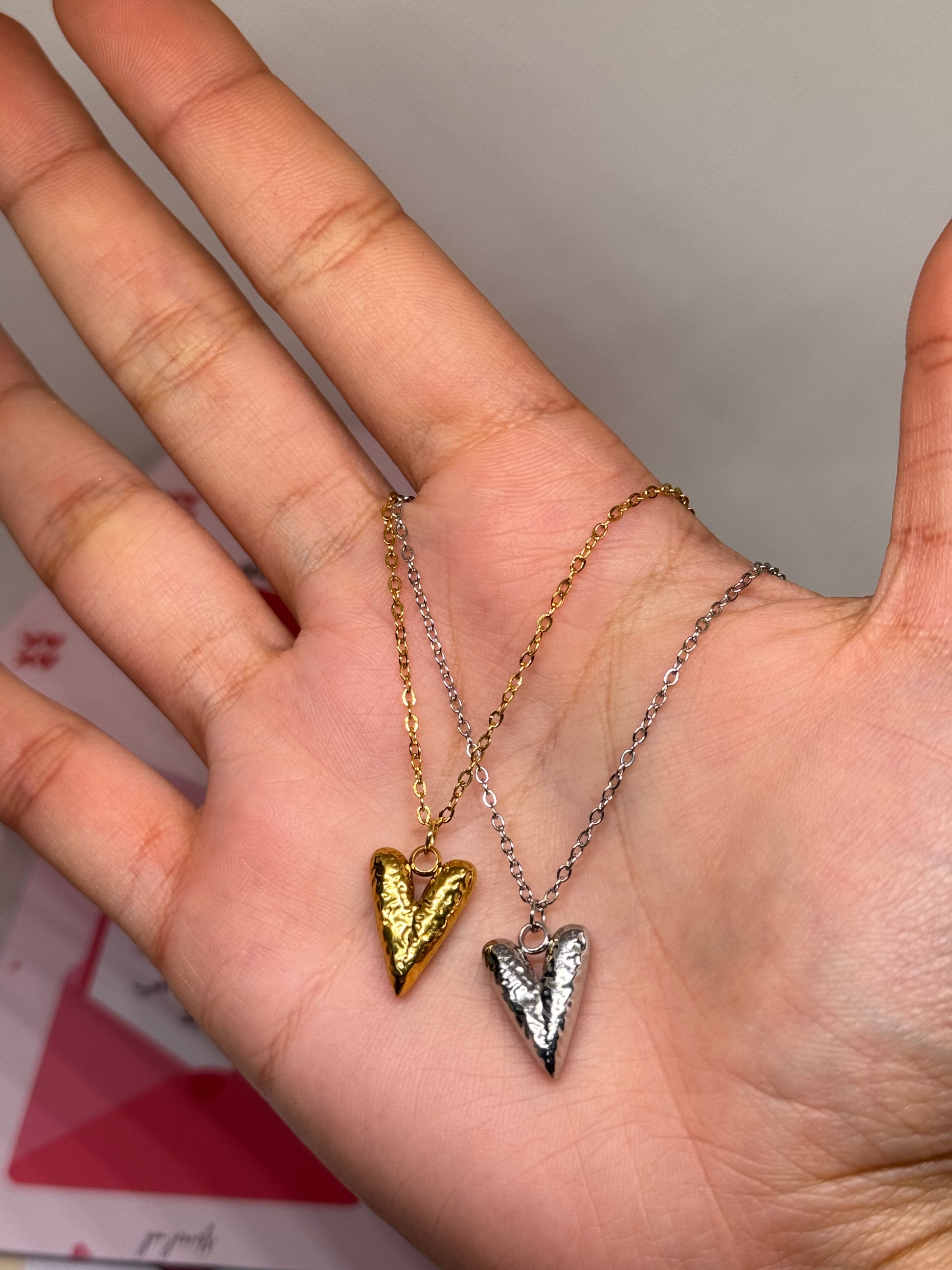 Colliers Twin Heart