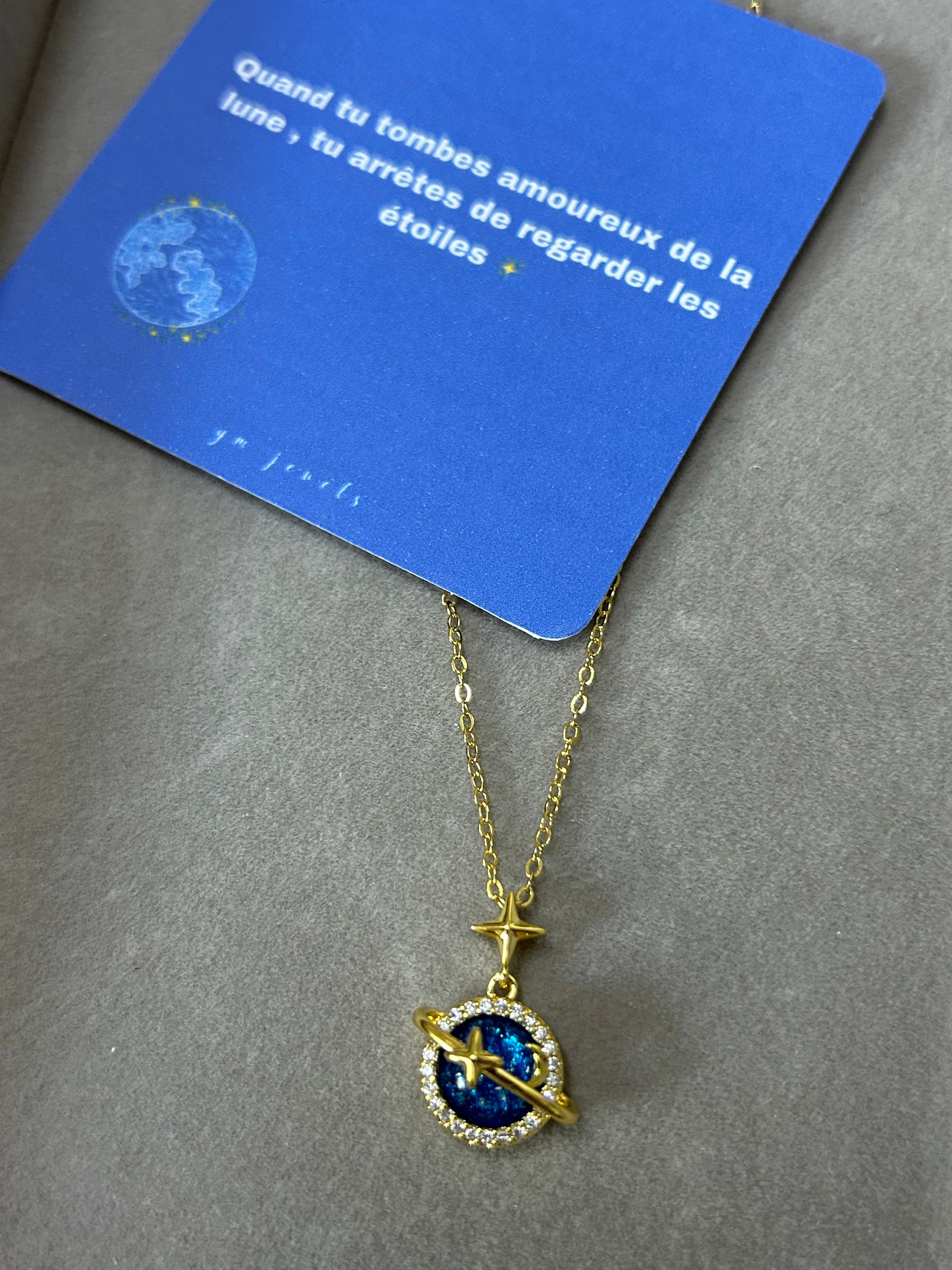 Collier moon 2