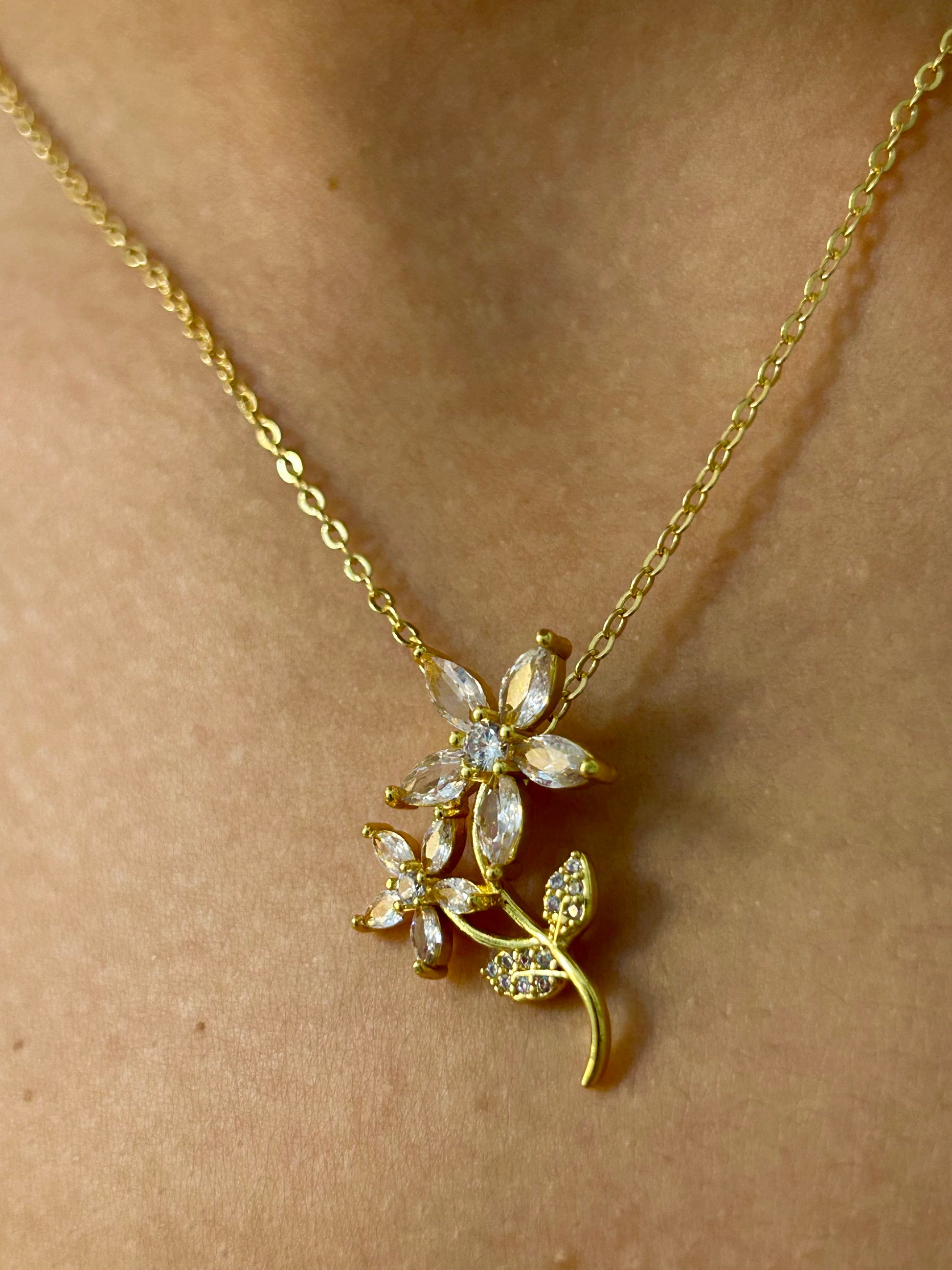 Collier Fleur Éternelle